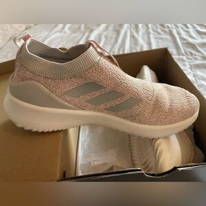 New Adidas Ultimafusion Womens  Pink Athletic Running Shoes Sneakers B75967